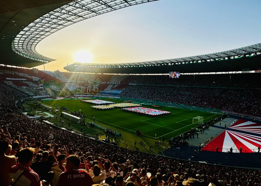 DAS STADION ALS MEETING-RAUM? WARUM FUSSBALL-HOSPITALITY DAS ULTIMATIVE B2B-TOOL&nbsp;IST